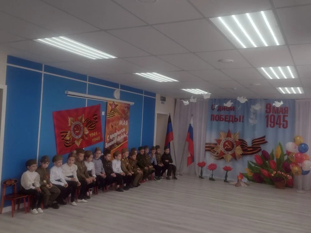 В рамках празднования 81-й годовщины Победы в Великой Отечественной войне 1941-1945 гг. на базе ГБДОУ "Володарский детский сад №1 "Солнышко" было организовано торжественное мероприятие В рамках празднования 81-й годовщины Победы в Великой Отечественной войне 1941-1945 гг. на базе ГБДОУ "Володарский детский сад №1 "Солнышко" было организовано торжественное мероприятие