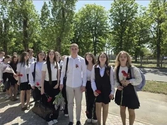 9 мая все государственные бюджетные образовательные учреждения Мангушского муниципального округа приняли активное участие в мероприятиях, посвящённых 81-й годовщине Великой Победы 9 мая все государственные бюджетные образовательные учреждения Мангушского муниципального округа приняли активное участие в мероприятиях, посвящённых 81-й годовщине Великой Победы