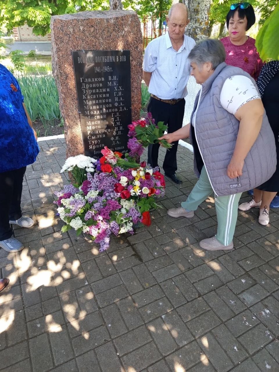 Азовское помнит: торжественное мероприятие в честь 81-й годовщины Победы Азовское помнит: торжественное мероприятие в честь 81-й годовщины Победы