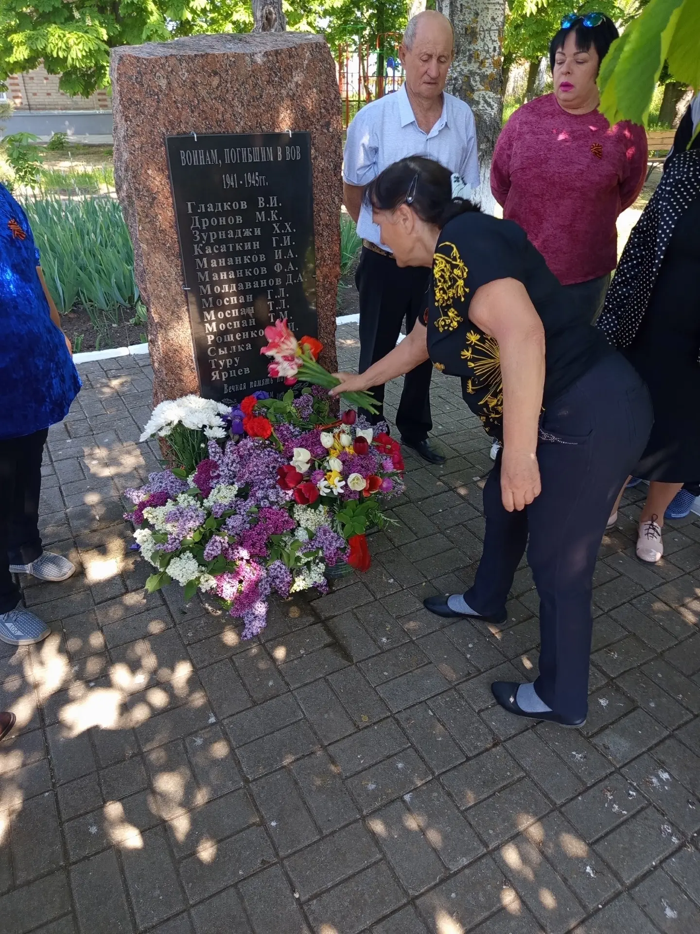 Азовское помнит: торжественное мероприятие в честь 81-й годовщины Победы Азовское помнит: торжественное мероприятие в честь 81-й годовщины Победы