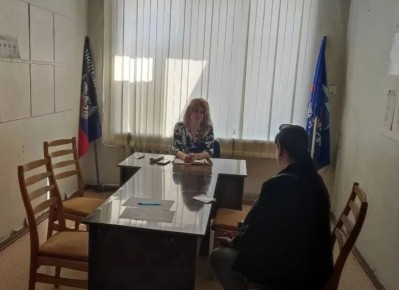 В ходе личного приема к заместителю главы администрации Амвросиевского муниципального округа Татьяне Разводовой поступило обращение о разъяснении механизма взаимодействия с коммунальными предприятиями жильцу, не являющемуся...