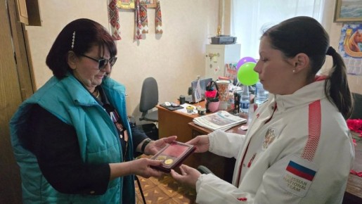 Ирина Куксенкова: Встретилась в Донецке с мамой героя ДНР Тараса Гордиенко, погибшего на фронте в 2022 году