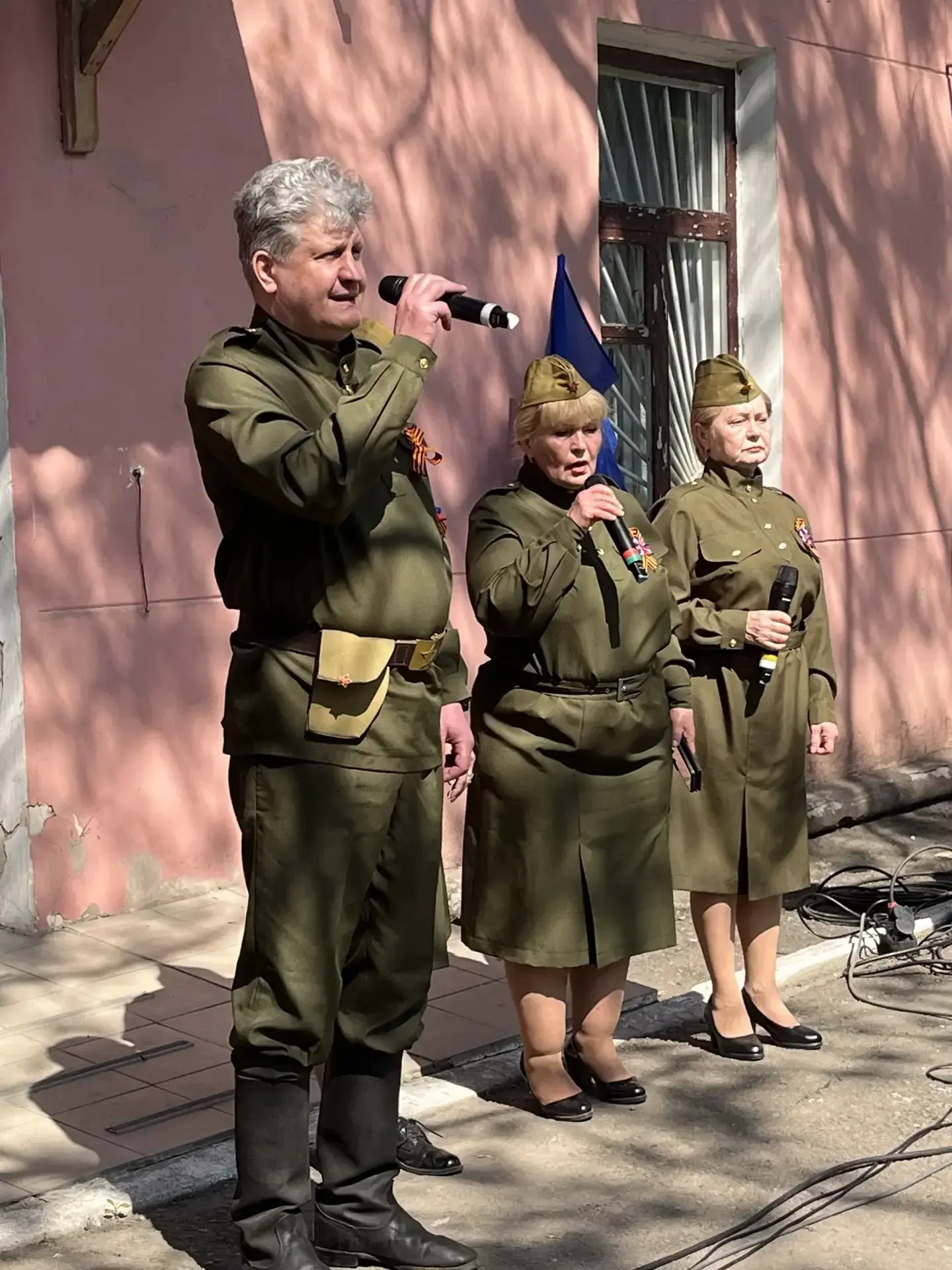 Победа в сердце - на все времена: в Комплексном центре социального обслуживания города Шахтерска отметили один из главных праздников страны Победа в сердце - на все времена: в Комплексном центре социального обслуживания города Шахтерска отметили один из главных праздников страны