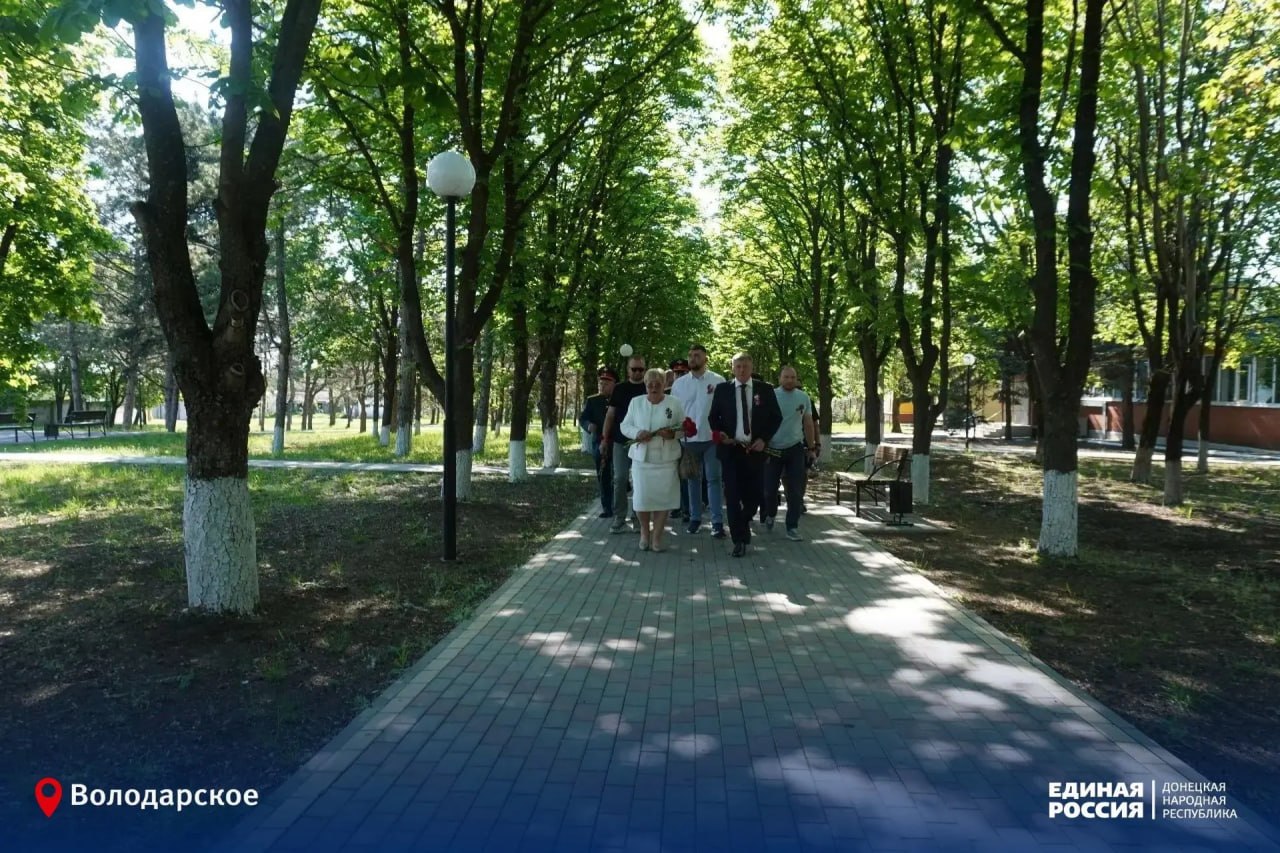 В день Великой Победы Глава муниципального образования Володарский муниципальный округ, секретарь Володарского местного отделения Сергей Юзвинкевич вместе с жителями округа, коллегами и представителями различных служб...