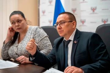 Андрей Крамар продолжает работу по обращениям граждан