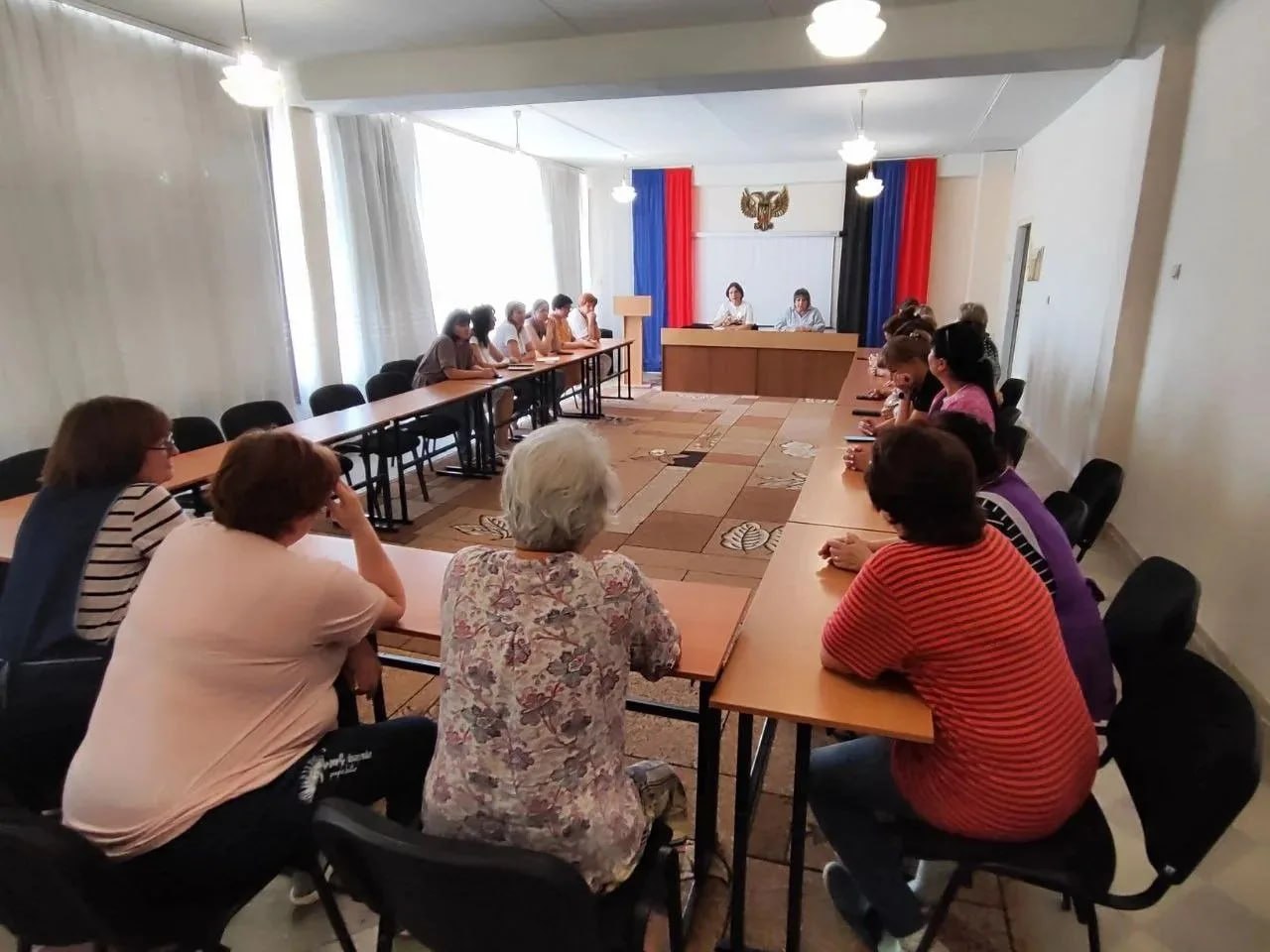 Иван Приходько: Состоялись встречи руководства Управы Калининского района Горловки с трудовыми коллективами Иван Приходько: Состоялись встречи руководства Управы Калининского района Горловки с трудовыми коллективами