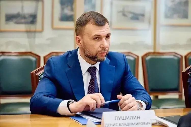 Сергей Цивилев провел рабочую встречу с Денисом Пушилиным Сергей Цивилев провел рабочую встречу с Денисом Пушилиным