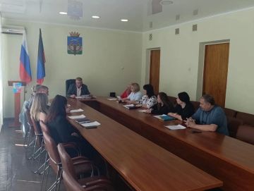 Сегодня провел очередное заседание межведомственной рабочей группы по вопросам охраны здоровья граждан.Для оперативного решения вопросов в сфере здравоохранения по поручению Главы Донецкой Народной Республики Дениса...