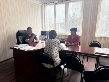 Депутат Амвросиевского муниципального совета Александр Молчанов встретился с сотрудниками ООО "АФ "Кутейниковский Агропродукт"