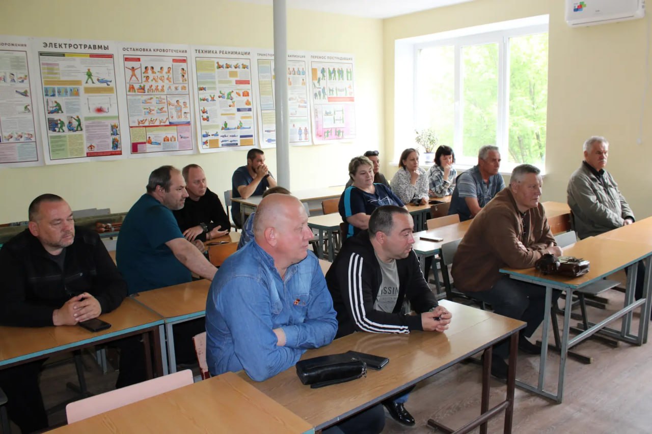 Иван Приходько: Состоялась встреча руководства администрации городского округа Горловка с трудовым коллективом Иван Приходько: Состоялась встреча руководства администрации городского округа Горловка с трудовым коллективом
