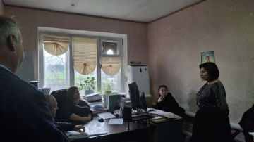 Депутат Тельмановского муниципального совета Наталья Зубач провела встречу в коллективе ГБУ ДНР «Тельмановское лесоохотничье хозяйство»