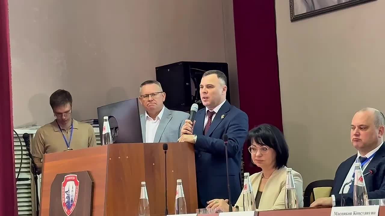 В Донецке начала свою работу ежегодная международная научно-практическая конференция «Современные аспекты диагностики и лечения опухолей основных локализаций», посвященная памяти академика Г. В. Бондаря