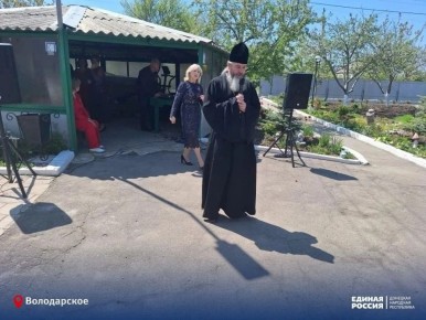 8 мая, в преддверии Дня Победы, в стационарном отделении для постоянного (временного) проживания ГБУСО КЦСОН Володарского района состоялся праздничный концерт, посвящённый 81-й годовщине Великой Победы