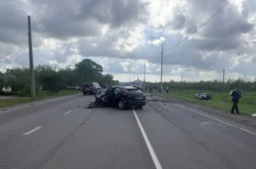 Двое погибли и трое пострадали: смертельное ДТП в Углегорске расследует полиция