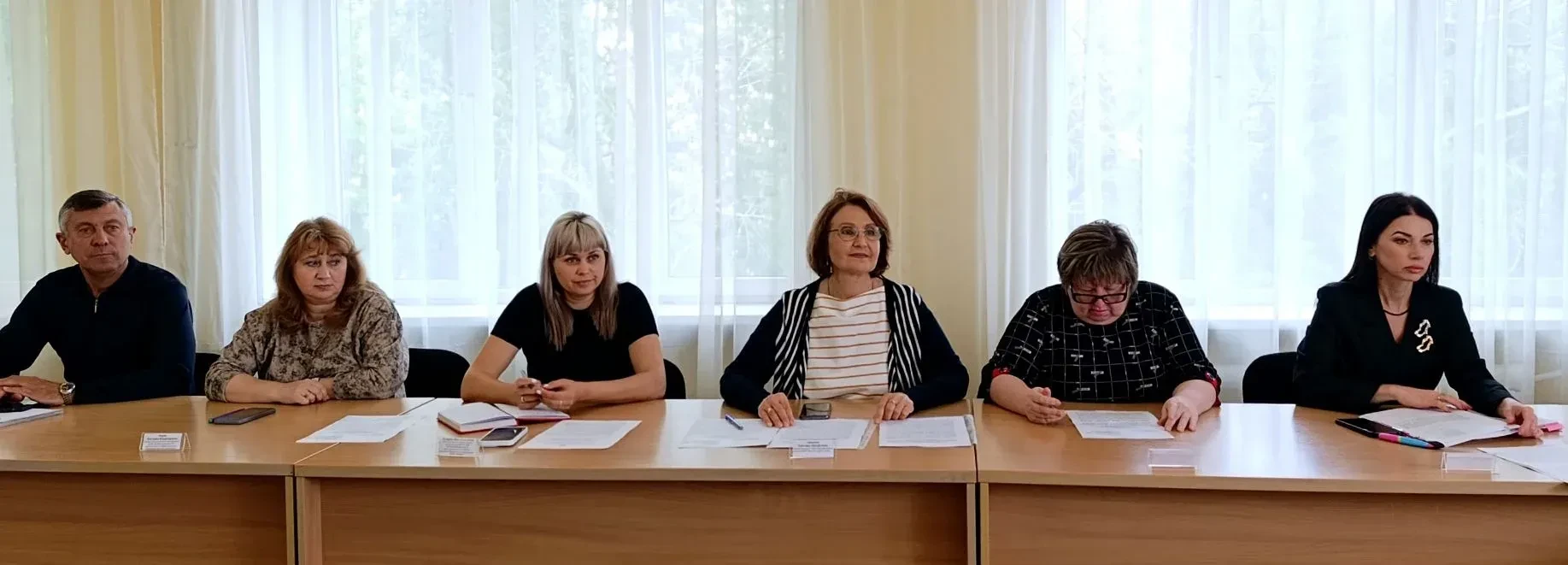 Наталья Бегуненко: В Управе Петровского внутригородского района Администрации г.о.Донецк прошло заседание Комиссии по делам несовершеннолетних и защите их прав Наталья Бегуненко: В Управе Петровского внутригородского района Администрации г.о.Донецк прошло заседание Комиссии по делам несовершеннолетних и защите их прав