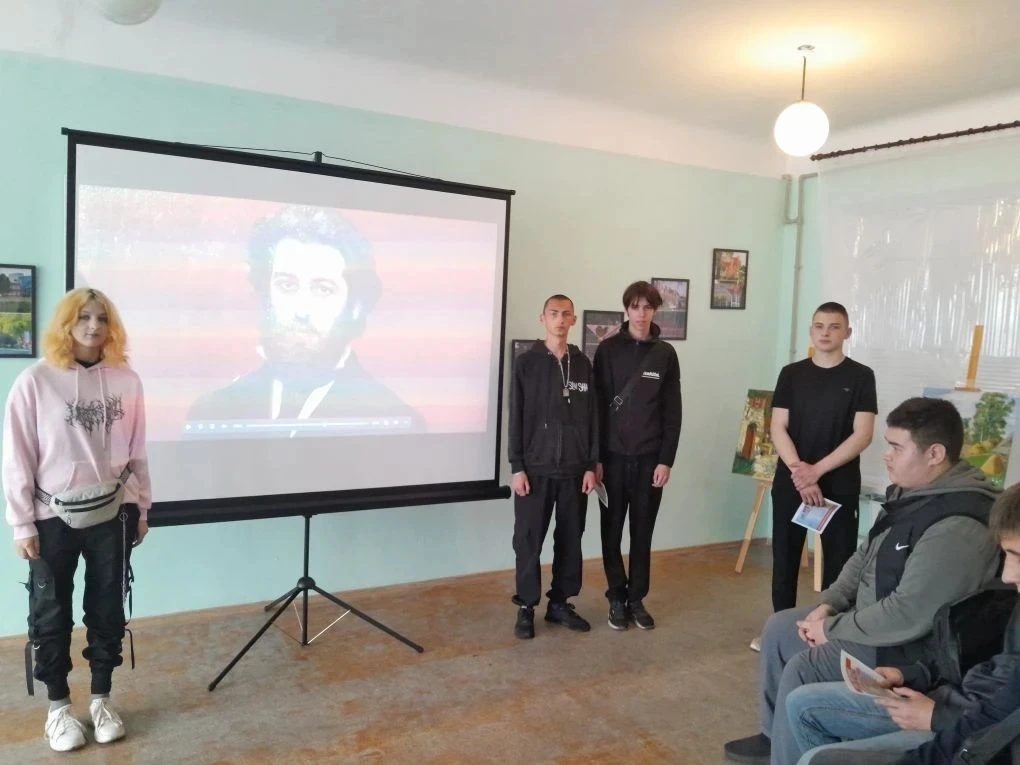 14 мая Дебальцевский городской музей посетили студенты ГБПОУ «Дебальцевский многопрофильный техникум» 14 мая Дебальцевский городской музей посетили студенты ГБПОУ «Дебальцевский многопрофильный техникум»