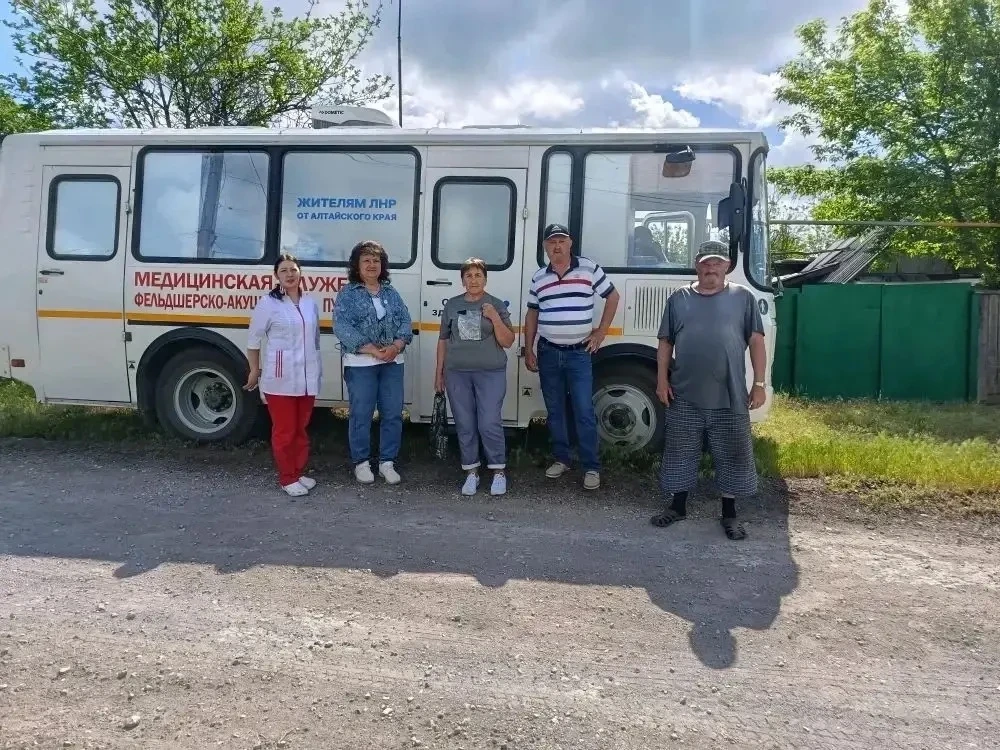 Специалисты Славяносербской ЦРБ провели выездной осмотр жителей пгт.Лотиково Специалисты Славяносербской ЦРБ провели выездной осмотр жителей пгт.Лотиково