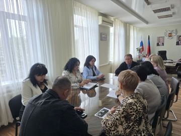 Александр Качанов: Финансовое совещание. 15 мая прошло еженедельное плановое совещание с руководителем управления финансов, отдела бухгалтерского учёта и отчётности и заместителями по направлениям