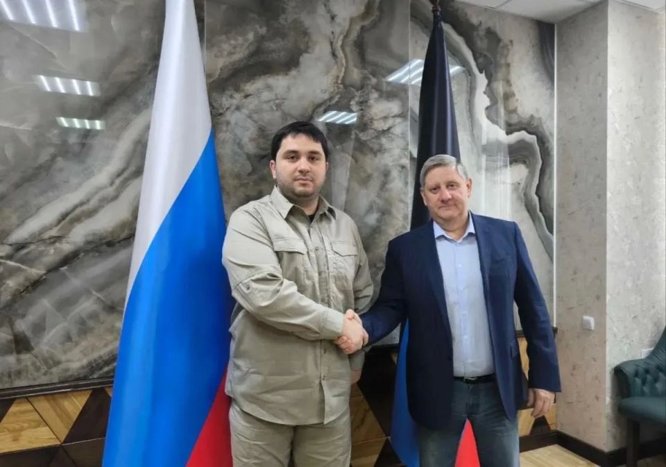 Чукотский автономный округ три года назад принял шефство над посёлком Новолуганское