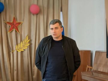 В Старобешево прошел «Банковский день»: всё о поддержке бизнеса, цифровом рубле и финграмотности