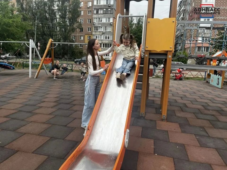 ФОТОРЕПОРТАЖ: МОЛОДЁЖНЫЙ СОВЕТ ГУП ДНР «ДОНБАССТЕПЛОЭНЕРГО» ОТМЕТИЛ ПРАЗДНИК МЕЖДУНАРОДНЫЙ ДЕНЬ СЕМЕЙ ФОТОРЕПОРТАЖ: МОЛОДЁЖНЫЙ СОВЕТ ГУП ДНР «ДОНБАССТЕПЛОЭНЕРГО» ОТМЕТИЛ ПРАЗДНИК МЕЖДУНАРОДНЫЙ ДЕНЬ СЕМЕЙ