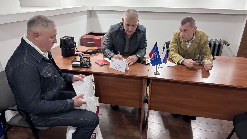 Помогаем разобраться в самых сложных вопросах Помогаем разобраться в самых сложных вопросах