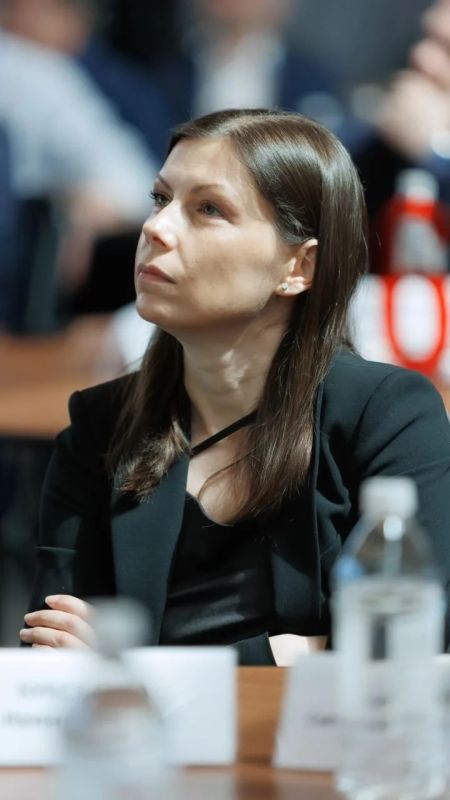 Александр Подгорный: Участница предварительного голосования Единой России — выпускница конкурса «Лидеры России» Александр Подгорный: Участница предварительного голосования Единой России — выпускница конкурса «Лидеры России»