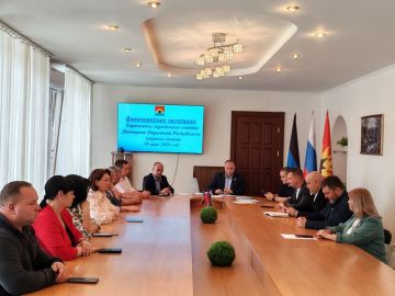 Внеочередное заседание Торезского городского совета