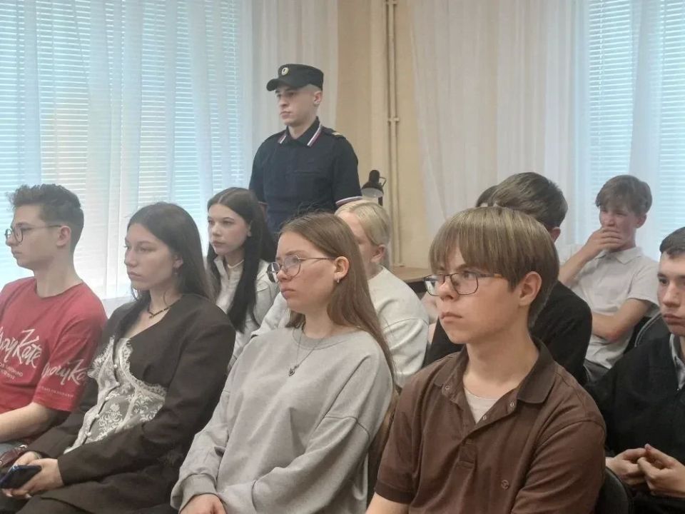 В Молодёжном центре им. Марии Пироговой состоялась встреча с молодёжью, посвящённая вопросам волонтёрства и активного участия в жизни города В Молодёжном центре им. Марии Пироговой состоялась встреча с молодёжью, посвящённая вопросам волонтёрства и активного участия в жизни города