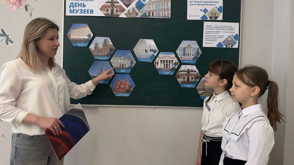 Школьники Снежного отметили Международный день музеев Школьники Снежного отметили Международный день музеев