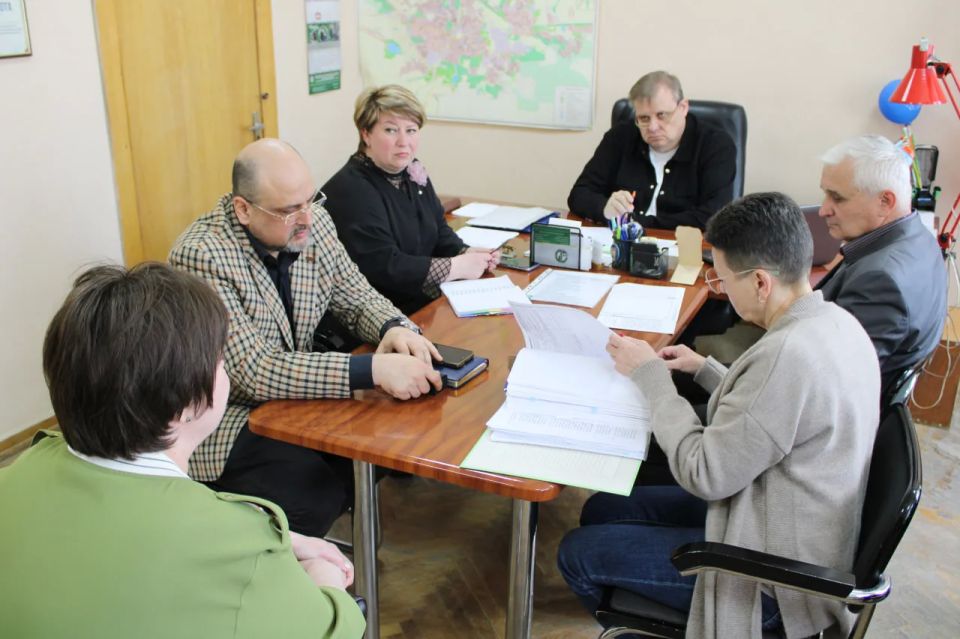 Заместитель главы администрации городского округа Горловка Алексей Ивахненко провел прием граждан Заместитель главы администрации городского округа Горловка Алексей Ивахненко провел прием граждан