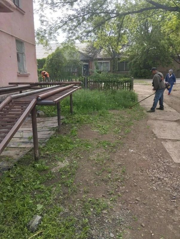 В пгт. Мироновский проведены работы по благоустройству территории В пгт. Мироновский проведены работы по благоустройству территории