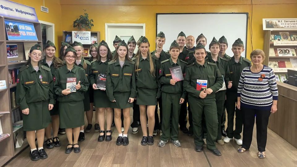 В городе Кировское прошел патриотический лекторий «Бесценный архив памяти» В городе Кировское прошел патриотический лекторий «Бесценный архив памяти»