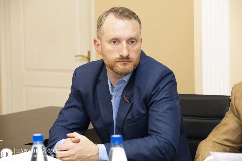 Профильный комитет продолжил обсуждение решения кадрового вопроса в сфере ИТ-технологий Профильный комитет продолжил обсуждение решения кадрового вопроса в сфере ИТ-технологий