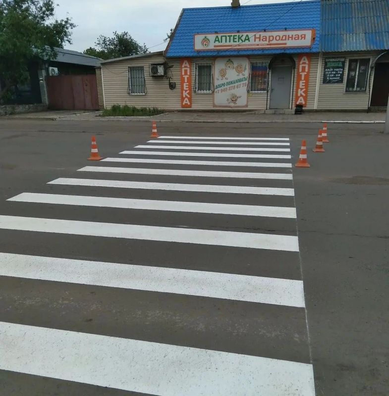 В Снежном продолжается обновление дорожной инфраструктуры В Снежном продолжается обновление дорожной инфраструктуры