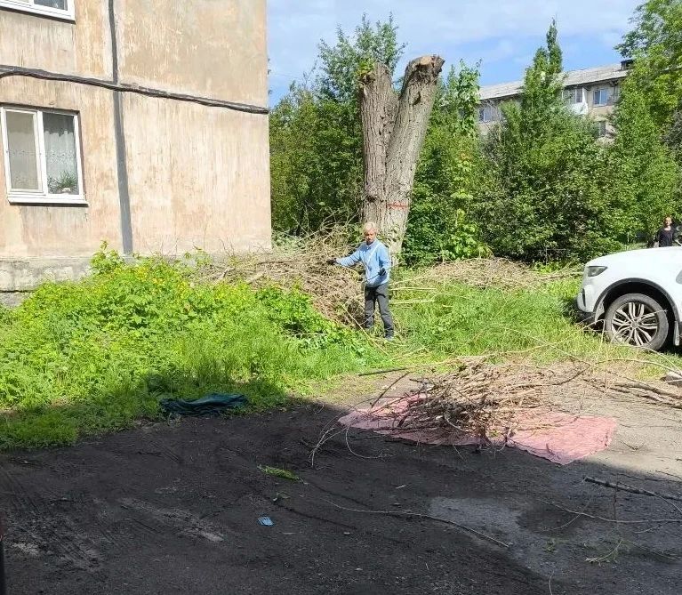 19 мая, с целью приведения территории в надлежащее санитарное состояние Макеевским филиалом НКО «ЕДИНЫЙ РЕГИОНАЛЬНЫЙ ФОНД ПО УПРАВЛЕНИЮ МНОГОКВАРТИРНЫМИ ДОМАМИ НА ТЕРРИТОРИИ ДОНЕЦКОЙ НАРОДНОЙ РЕСПУБЛИКИ» проведены работы по... 19 мая, с целью приведения территории в надлежащее санитарное состояние Макеевским филиалом НКО «ЕДИНЫЙ РЕГИОНАЛЬНЫЙ ФОНД ПО УПРАВЛЕНИЮ МНОГОКВАРТИРНЫМИ ДОМАМИ НА ТЕРРИТОРИИ ДОНЕЦКОЙ НАРОДНОЙ РЕСПУБЛИКИ» проведены работы по...