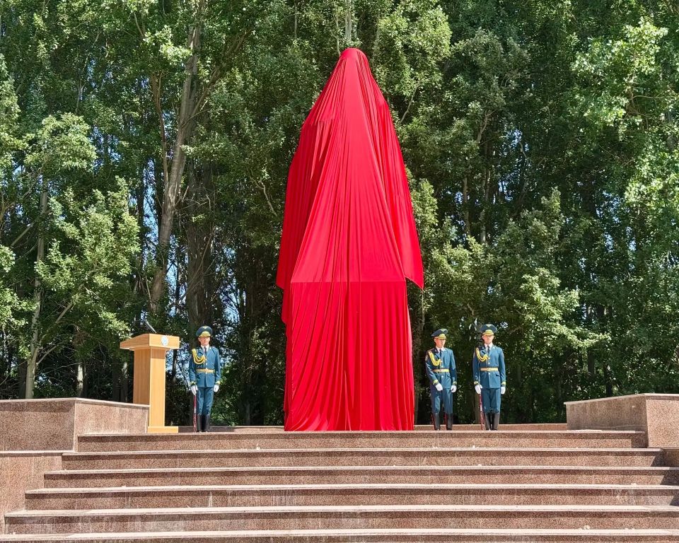 Посольство России в Киргизии: Посольство России в Киргизии: