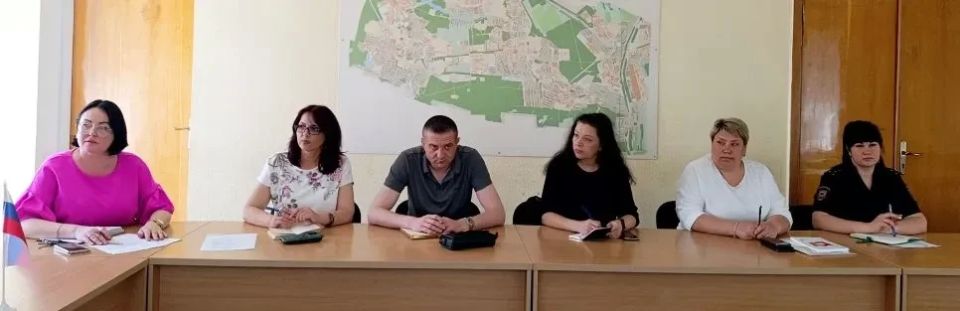 Наталья Бегуненко: В Управе Петровского внутригородского района Администрации городского округа Донецк состоялось заседание Межведомственной комиссии по содействию в решении вопросов ветеранов боевых действий и членов их... Наталья Бегуненко: В Управе Петровского внутригородского района Администрации городского округа Донецк состоялось заседание Межведомственной комиссии по содействию в решении вопросов ветеранов боевых действий и членов их...