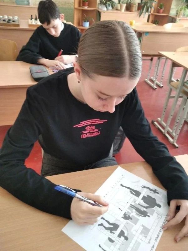 Школьники Златоустовки Волновахского округа приняли участие в интеллектуальном марафоне Школьники Златоустовки Волновахского округа приняли участие в интеллектуальном марафоне