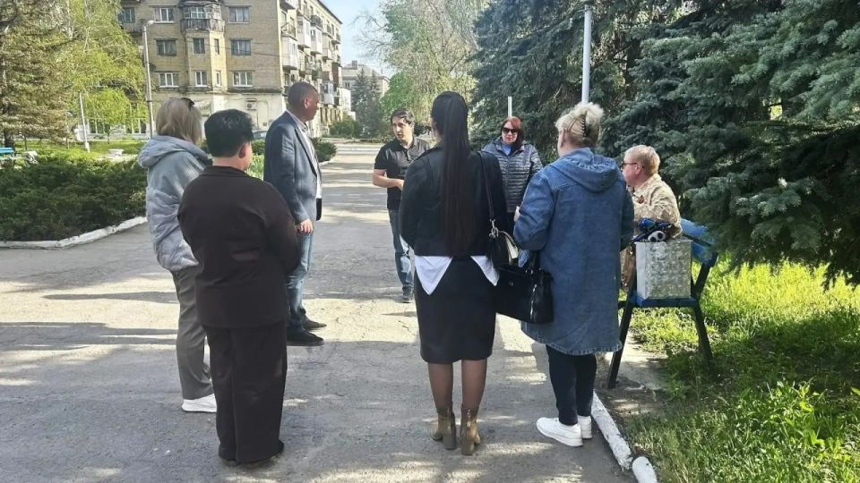 Официальный канал заместителя Председателя Правительства Донецкой Народной Республики Ильи Емельянова есть в национальном мессенджере MAX и Телеграм Официальный канал заместителя Председателя Правительства Донецкой Народной Республики Ильи Емельянова есть в национальном мессенджере MAX и Телеграм