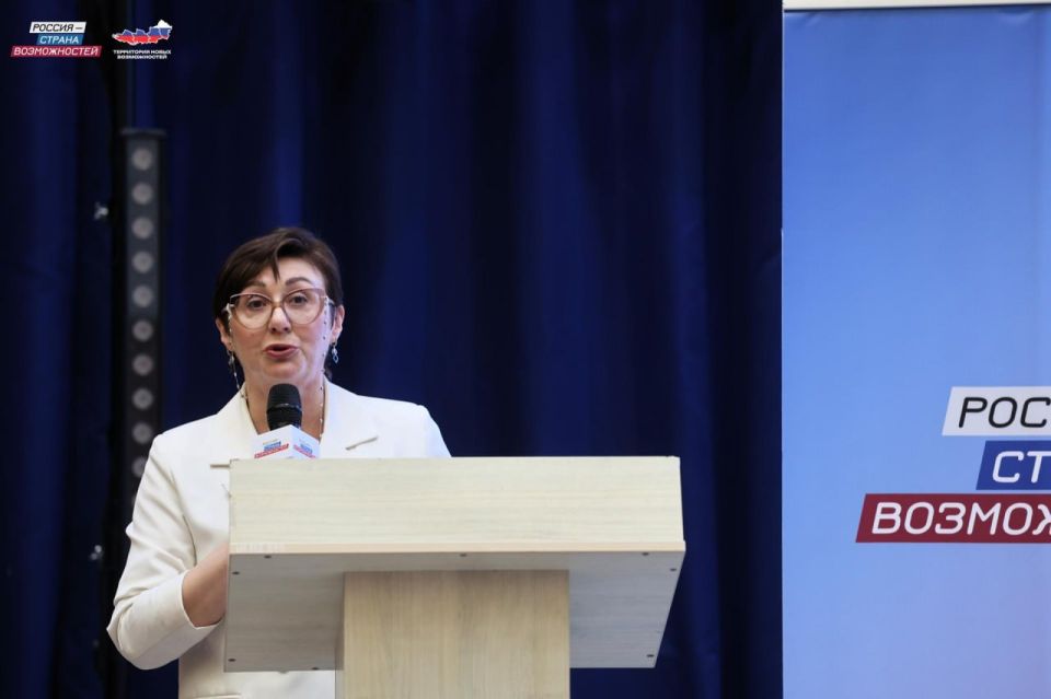 Жители Мариуполя открывают для себя новые горизонты вместе с Президентской платформой Жители Мариуполя открывают для себя новые горизонты вместе с Президентской платформой