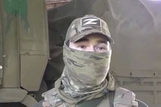 «Километр за километром мы подбирались ближе»: В годовщину освобождения Мариуполя бойцы ВС РФ вспоминают о боях за город
