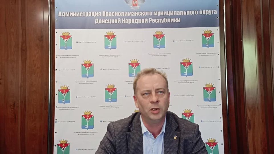 Далее рассмотрел ряд других вопросов, в том числе: об установлении соответствия вида разрешенного использования земельного участка Классификатору видов разрешенного использования земельных участков