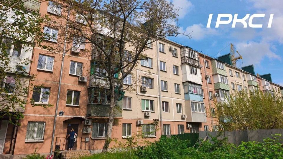 В Мариуполе продолжается восстановление дома на проспекте Строителей В Мариуполе продолжается восстановление дома на проспекте Строителей