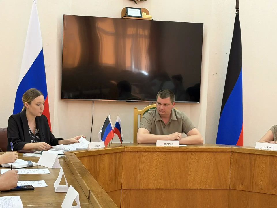 Наталья Великодная: В рамках партийного проекта Единой России "Здоровое будущее" провели заседание штаба по здравоохранению, на котором рассмотрели актуальные вопросы обеспечения здоровья и благополучия наших граждан Наталья Великодная: В рамках партийного проекта Единой России "Здоровое будущее" провели заседание штаба по здравоохранению, на котором рассмотрели актуальные вопросы обеспечения здоровья и благополучия наших граждан