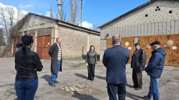 Депутат Тельмановского муниципального совета Наталья Зубач встретилась с жителями поселка Тельманово