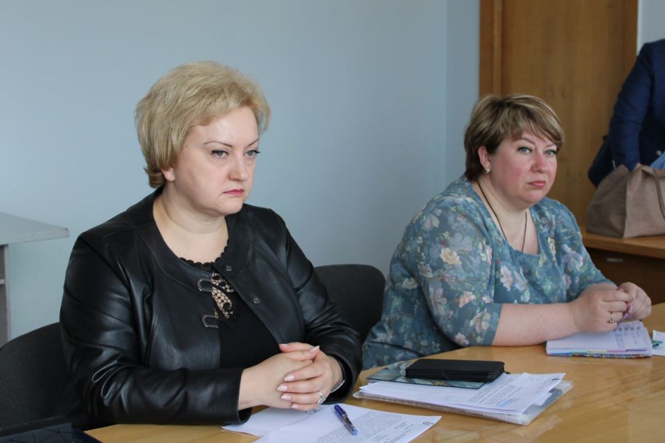 Заместитель главы администрации городского округа Горловка Карен Григорян провел прием граждан Заместитель главы администрации городского округа Горловка Карен Григорян провел прием граждан