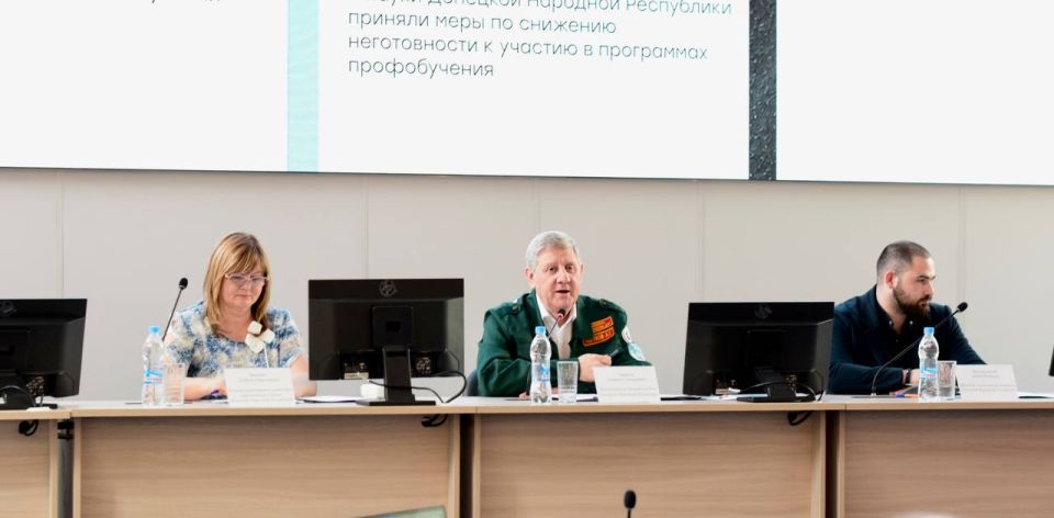 Денис Шимановский: Карьера, которая начинается дома Денис Шимановский: Карьера, которая начинается дома