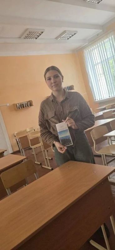 Сотрудники сектора по физической культуре, спорту и туризму администрации городского округа Торез провели воспитательную беседу с молодёжью, состоящей на учёте комиссии по делам несовершеннолетних Сотрудники сектора по физической культуре, спорту и туризму администрации городского округа Торез провели воспитательную беседу с молодёжью, состоящей на учёте комиссии по делам несовершеннолетних