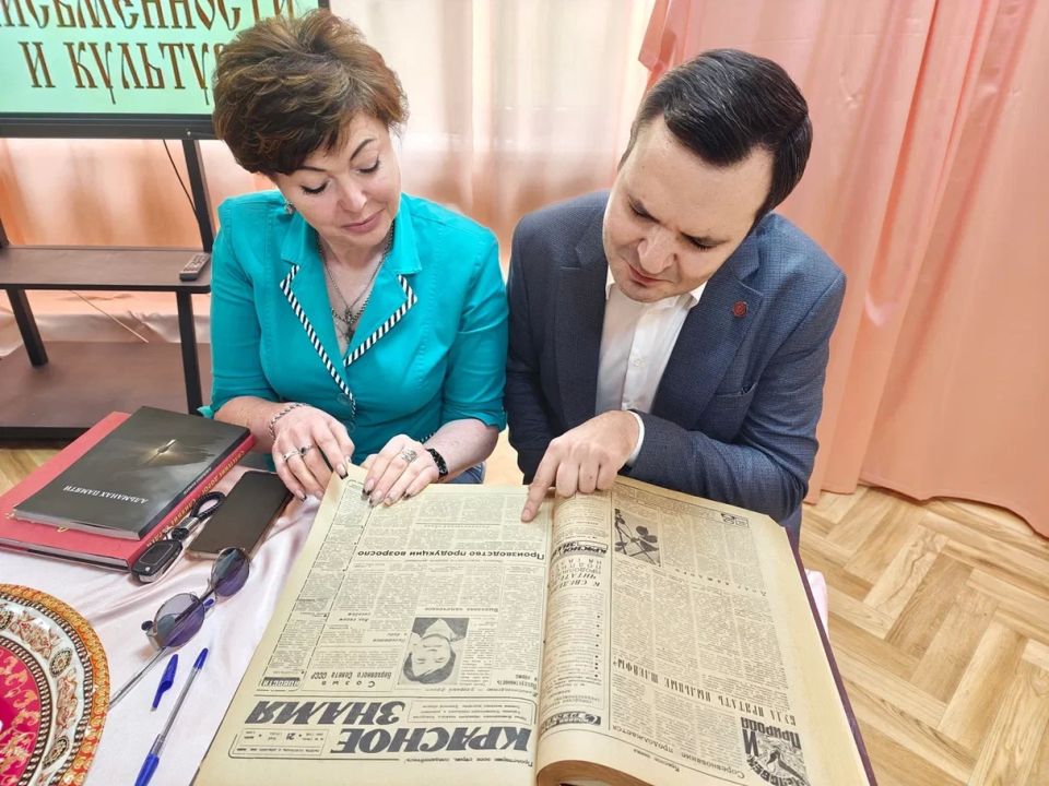 Сегодня в Ясиноватском музее царила особая атмосфера: здесь прошло празднование Дня славянской письменности и культуры Сегодня в Ясиноватском музее царила особая атмосфера: здесь прошло празднование Дня славянской письменности и культуры
